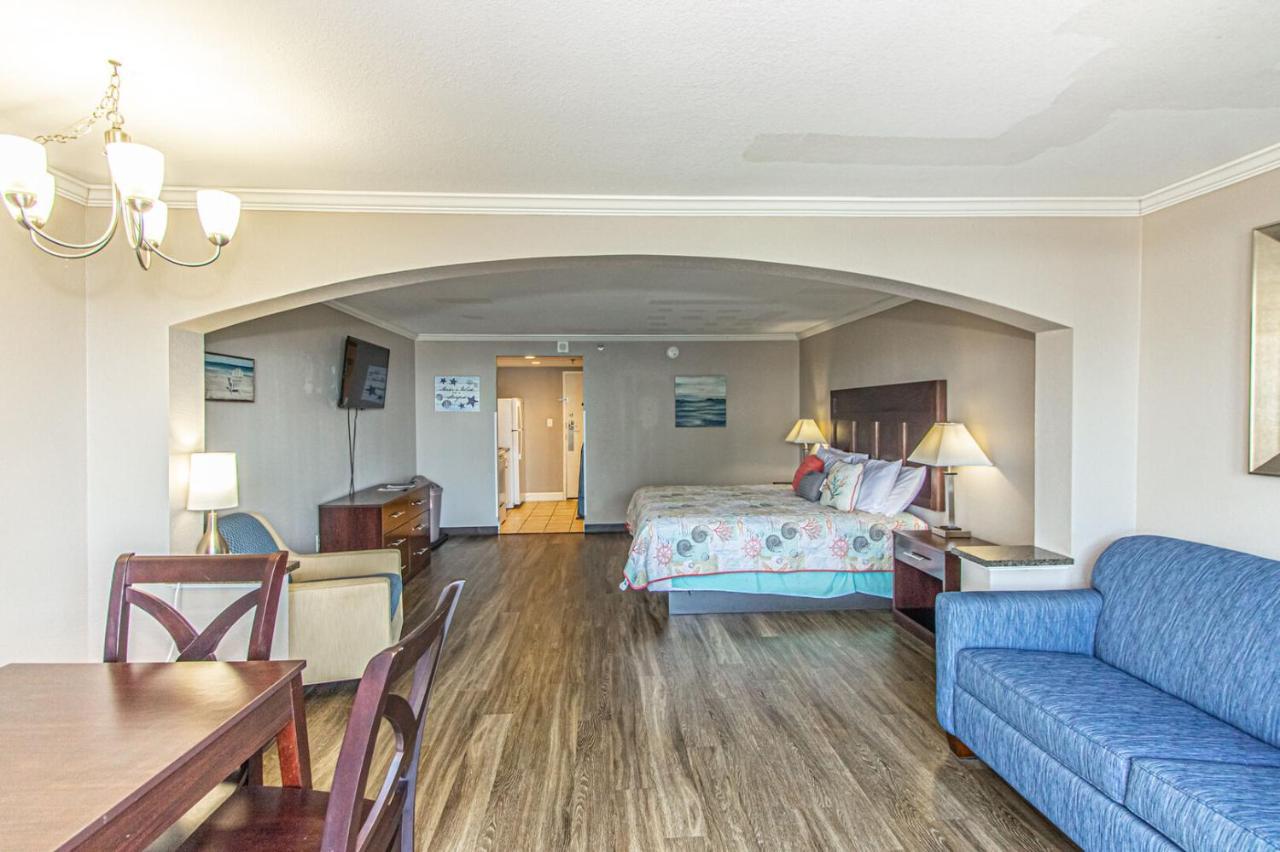 Ocean View King Suite With Modern Decor And Accents - Caravelle Resort 605 Sleeps 4 Guests Миртъл Бийч Екстериор снимка