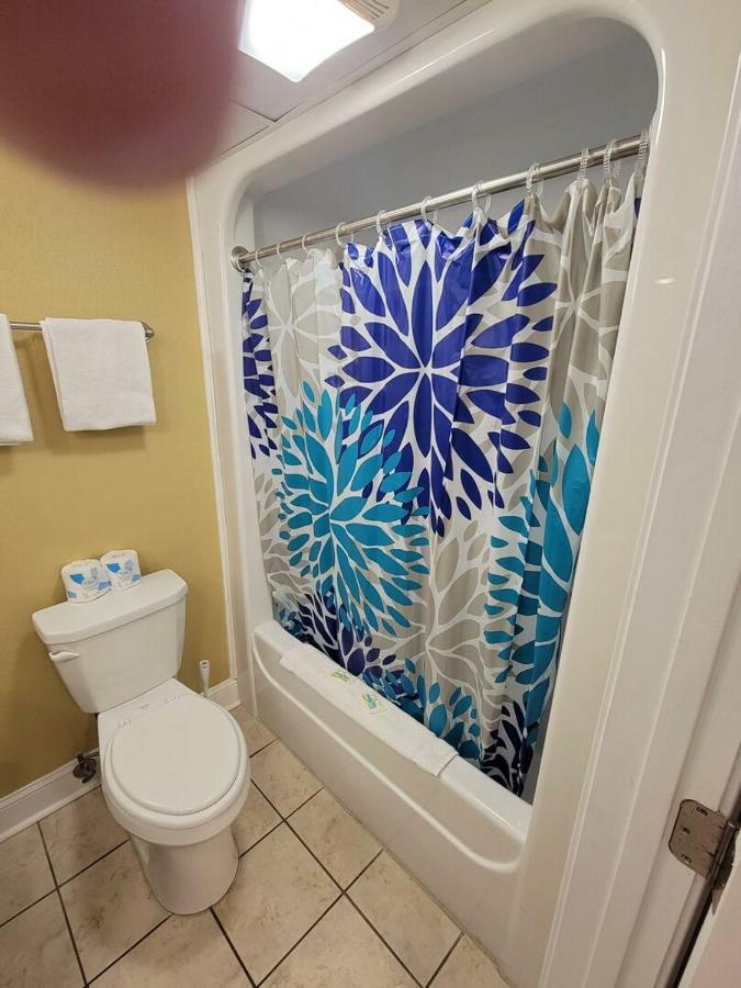 Ocean View King Suite With Modern Decor And Accents - Caravelle Resort 605 Sleeps 4 Guests Миртъл Бийч Екстериор снимка